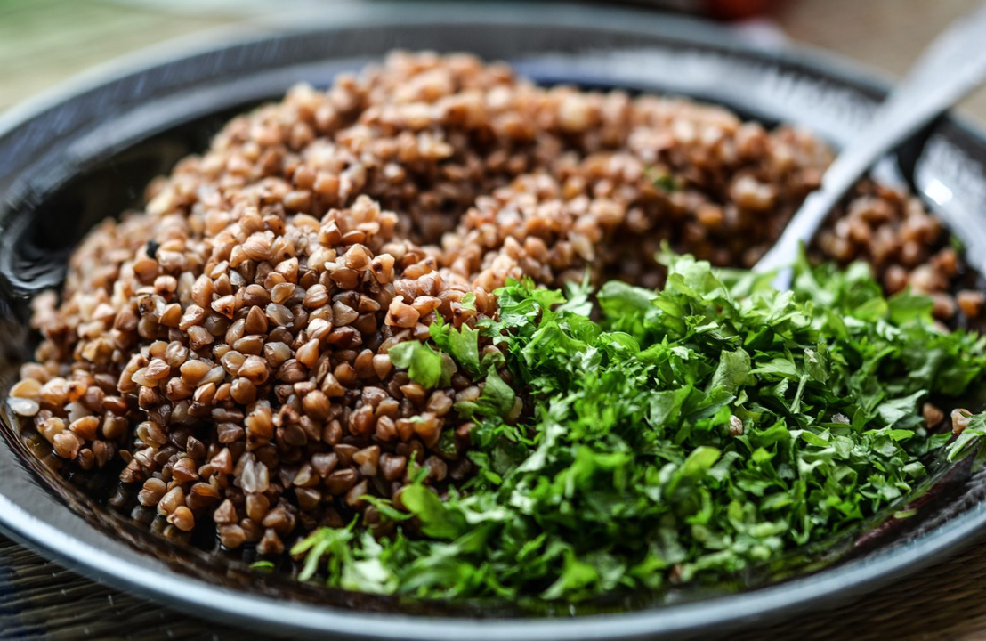 You can include green vegetables and other healthy foods in your buckwheat diet